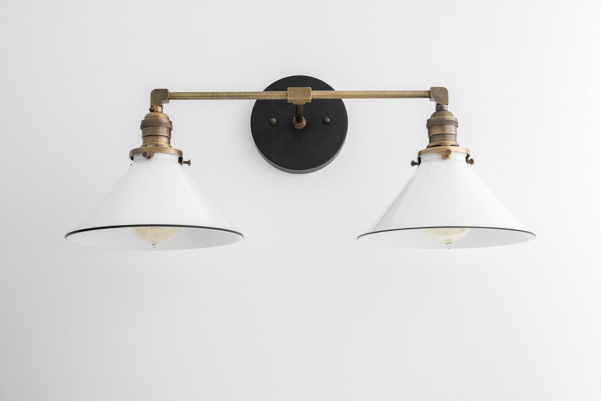 VANITY LIGHT MODEL NO. 6031