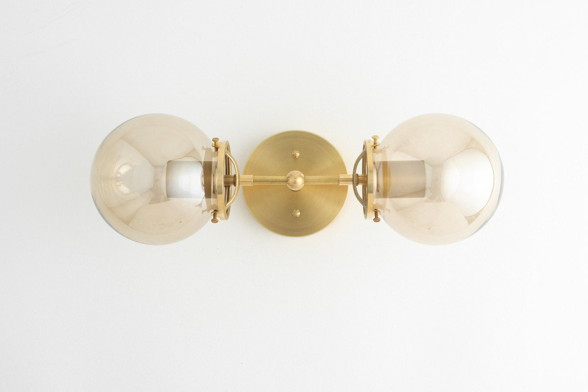 VANITY LIGHT MODEL NO. 8983