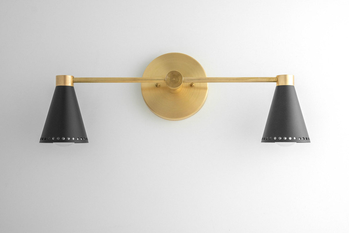VANITY LIGHT MODEL NO. 6749