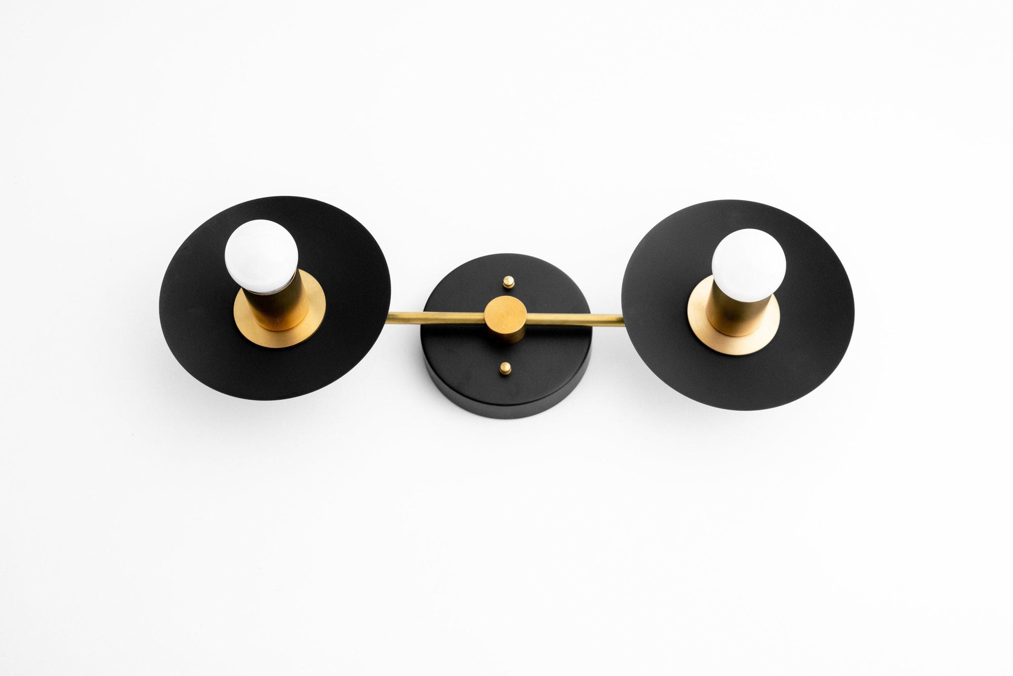 VANITY LIGHT MODEL NO. 1129