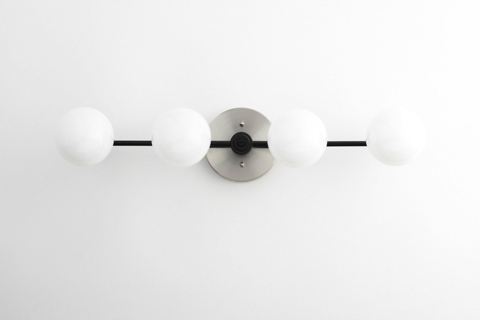 VANITY LIGHT MODEL NO. 1113