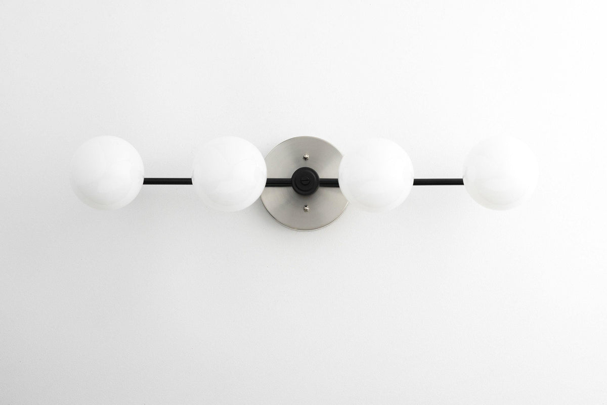 VANITY LIGHT MODEL NO. 1113