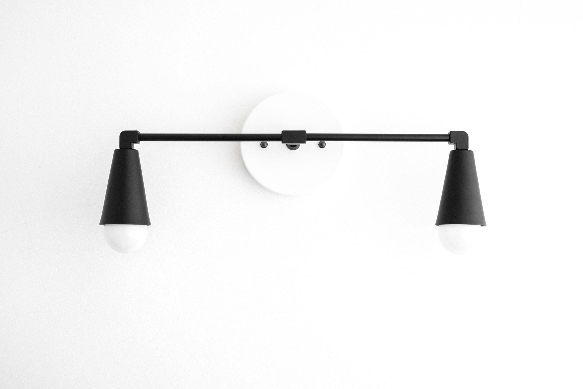 VANITY LIGHT MODEL NO. 1298