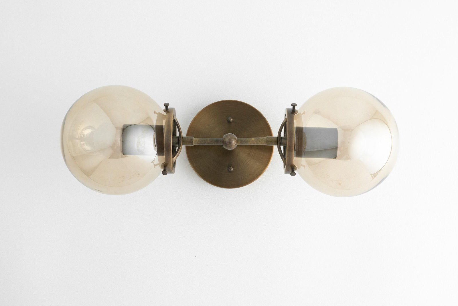VANITY LIGHT MODEL NO. 8983