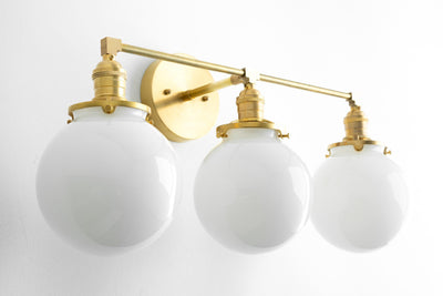 VANITY LIGHT MODEL NO. 4111