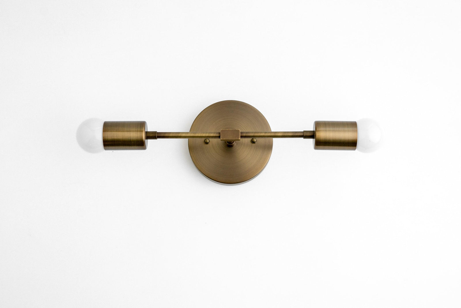 VANITY LIGHT MODEL NO. 5563