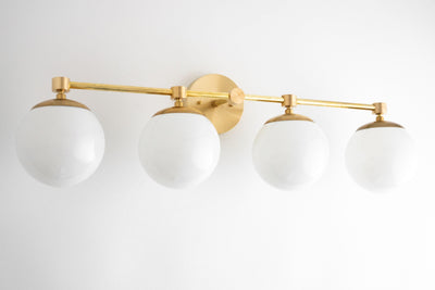 VANITY LIGHT MODEL NO. 7748