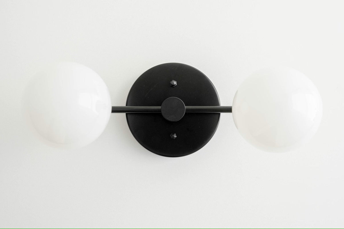 VANITY LIGHT MODEL NO. 7826