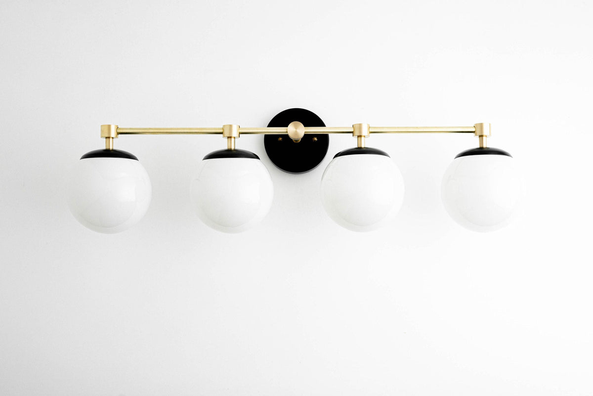 VANITY LIGHT MODEL NO. 7748