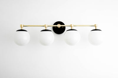 VANITY LIGHT MODEL NO. 7748