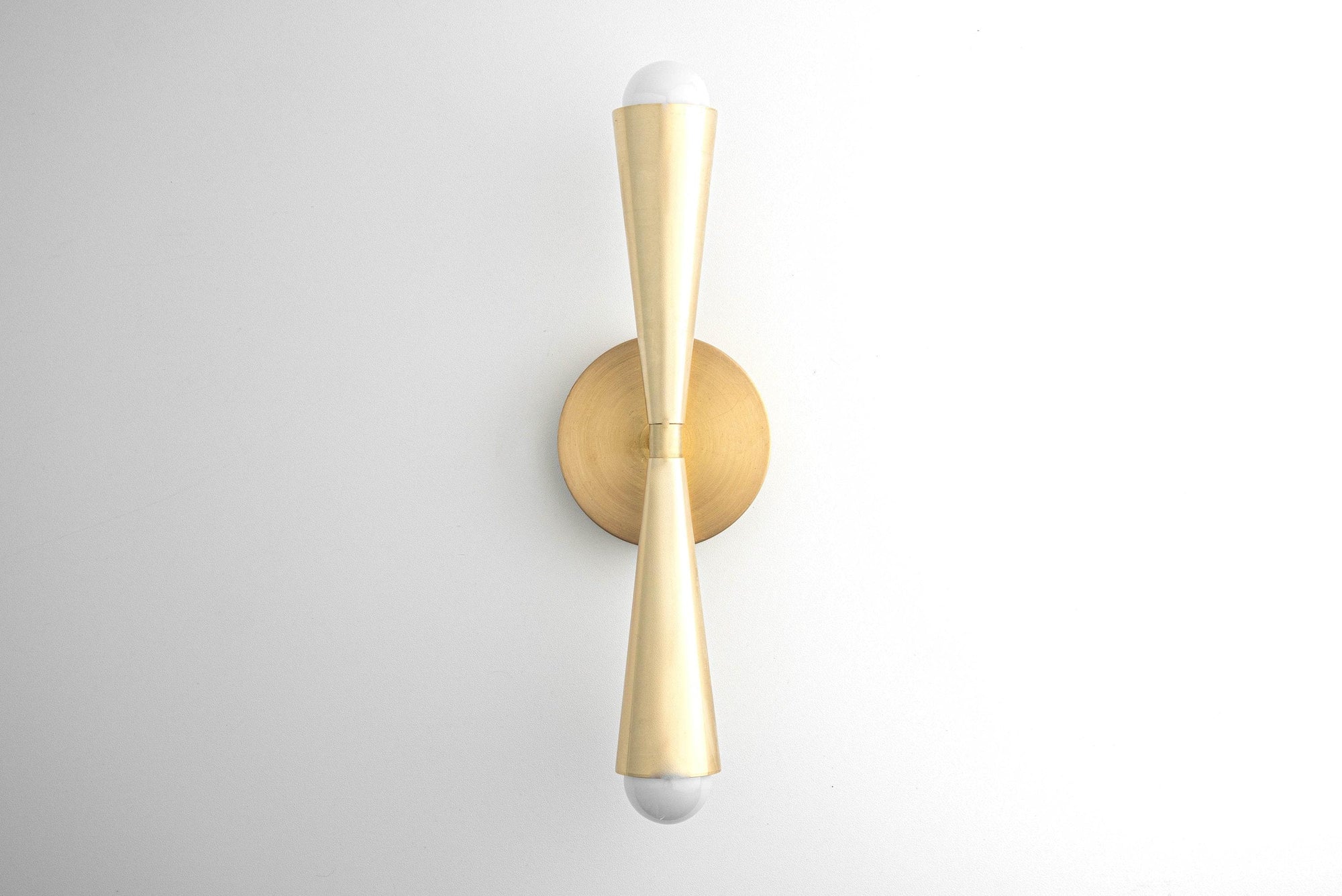 SCONCE MODEL NO. 8113