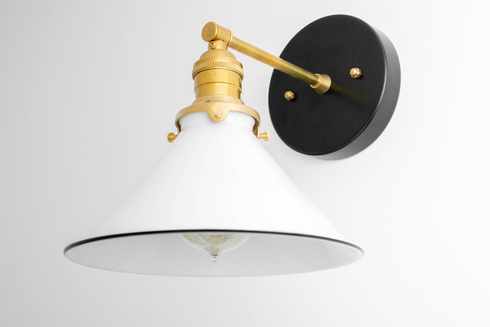 SCONCE MODEL NO. 0577