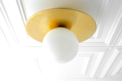 CEILING LIGHT MODEL NO. 7651