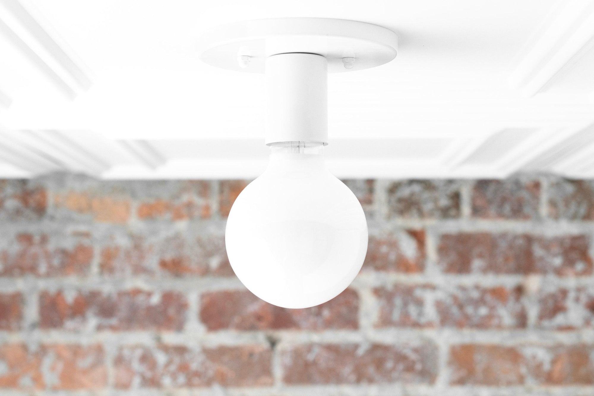 CEILING LIGHT MODEL NO. 2057
