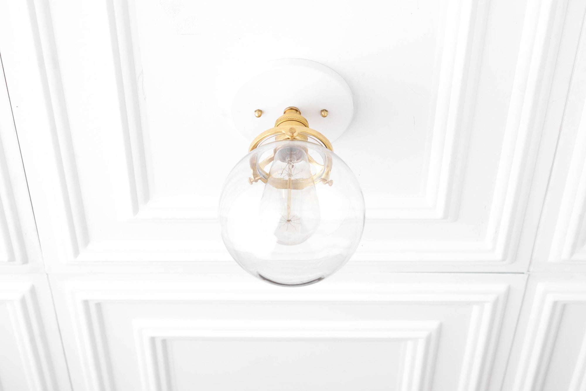 CEILING LIGHT MODEL NO. 1653