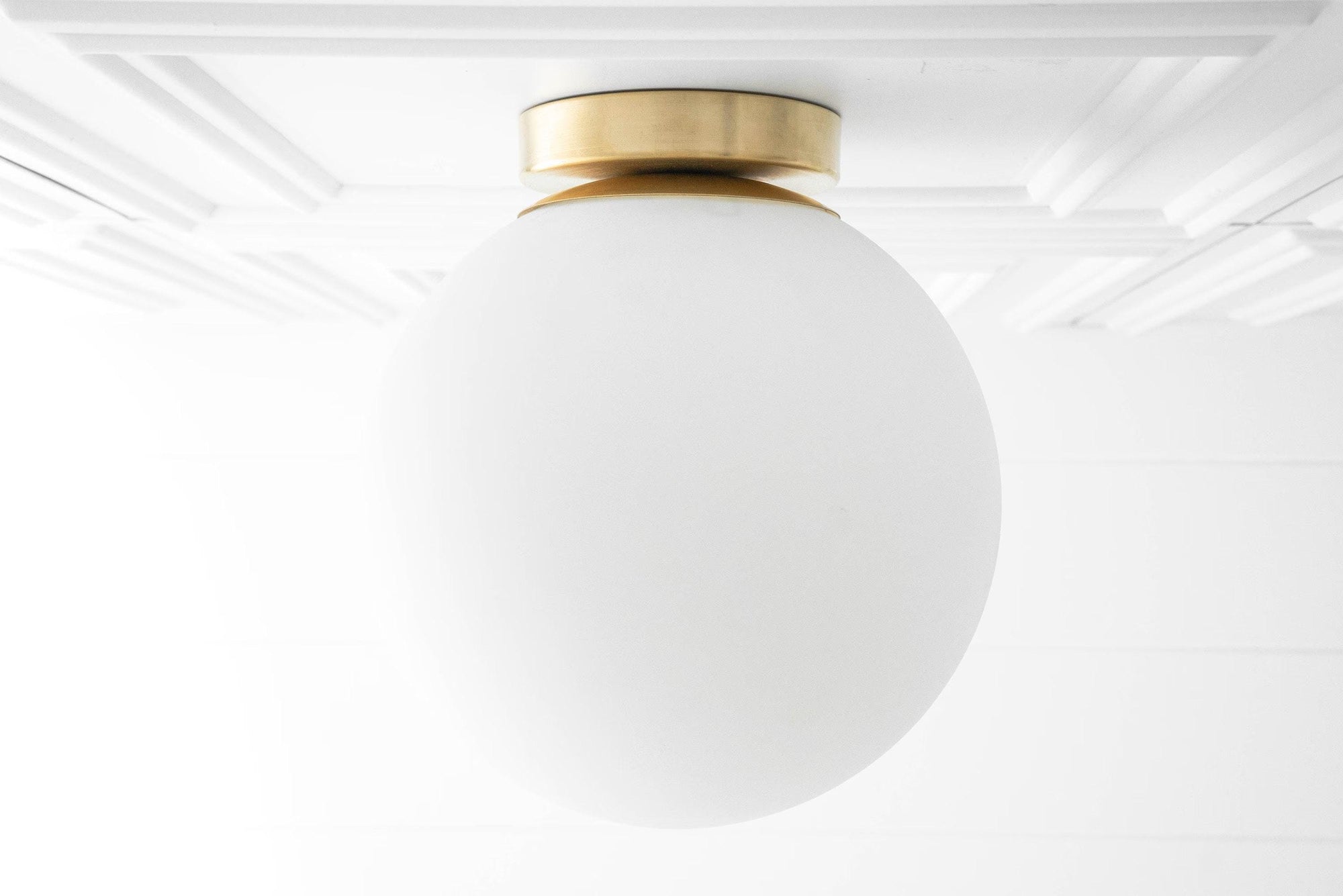 CEILING LIGHT MODEL NO. 2910