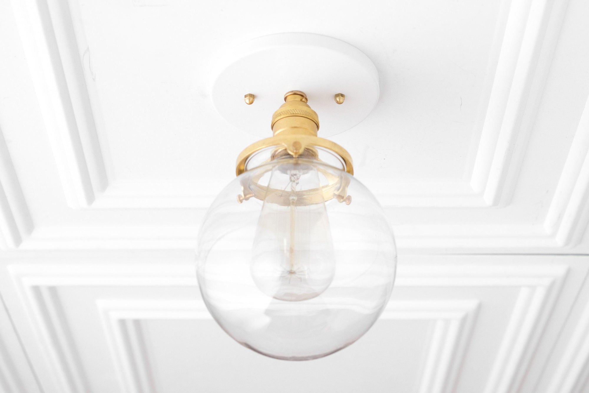 CEILING LIGHT MODEL NO. 1653
