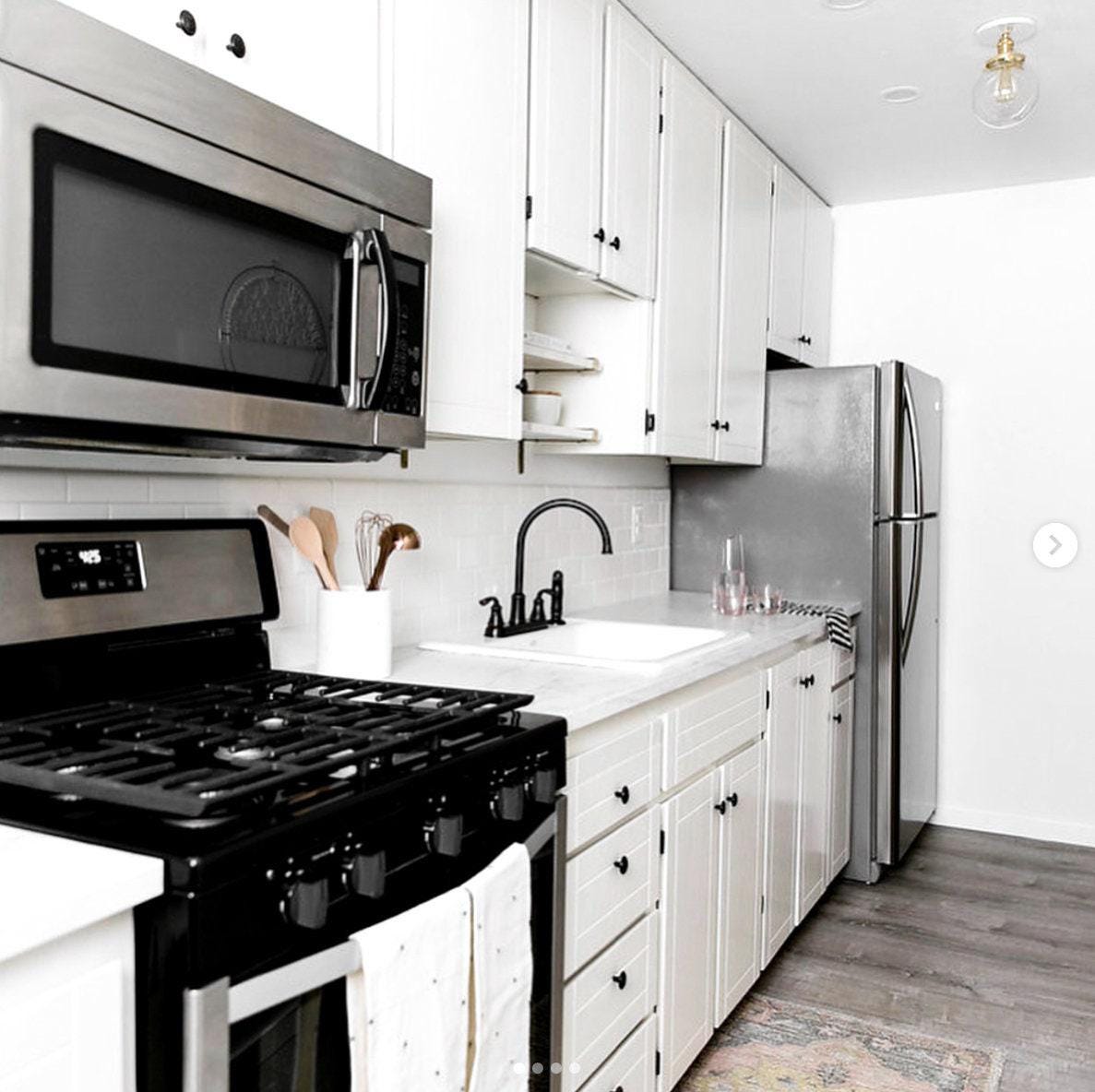 CEILING LIGHT MODEL NO. 1653