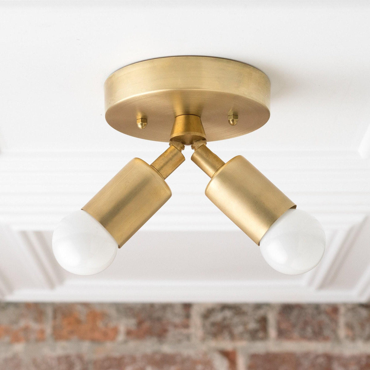 CEILING LIGHT MODEL NO. 6617