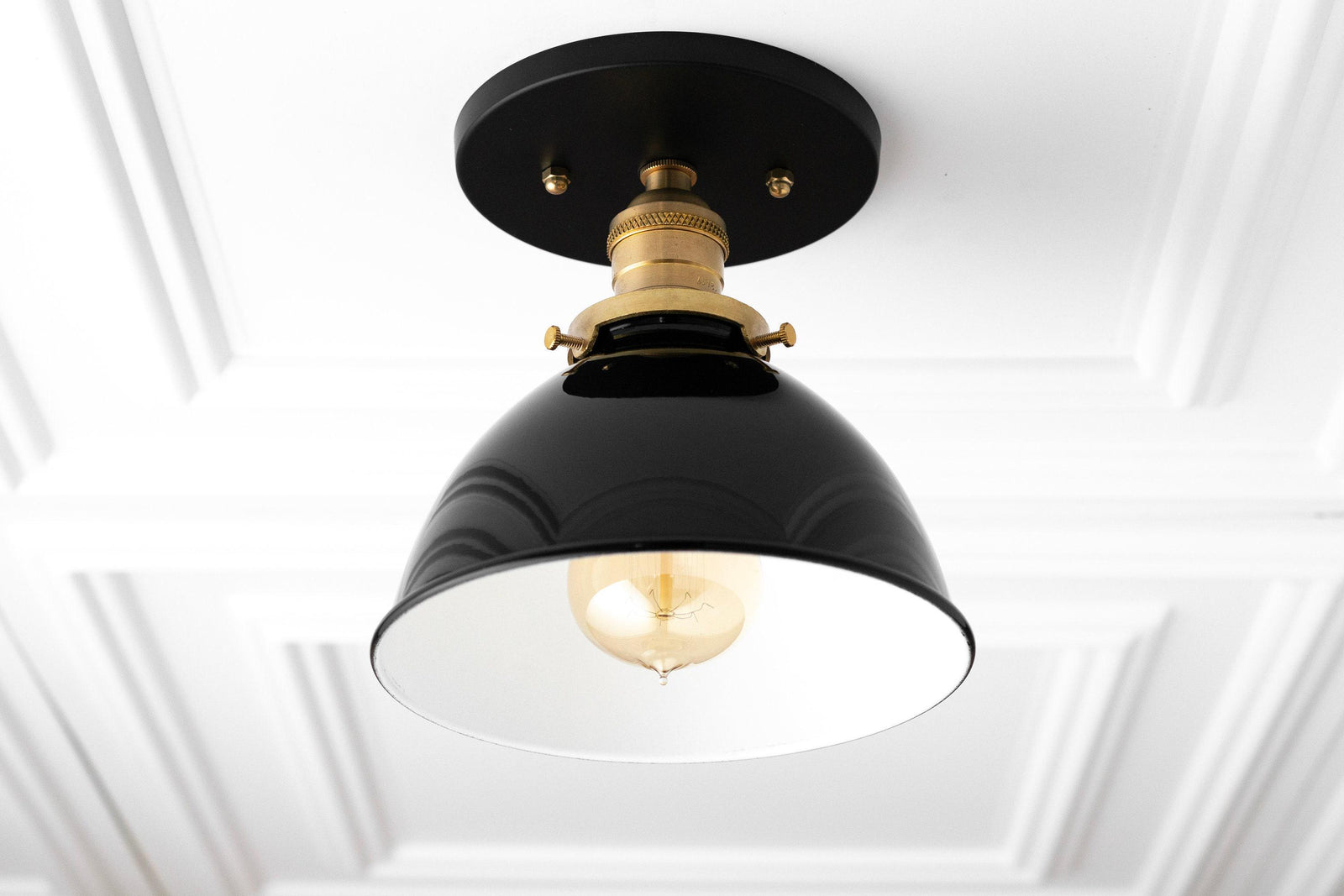 CEILING LIGHT MODEL NO. 7538