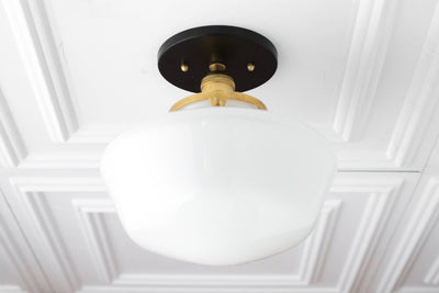 CEILING LIGHT MODEL NO. 5754