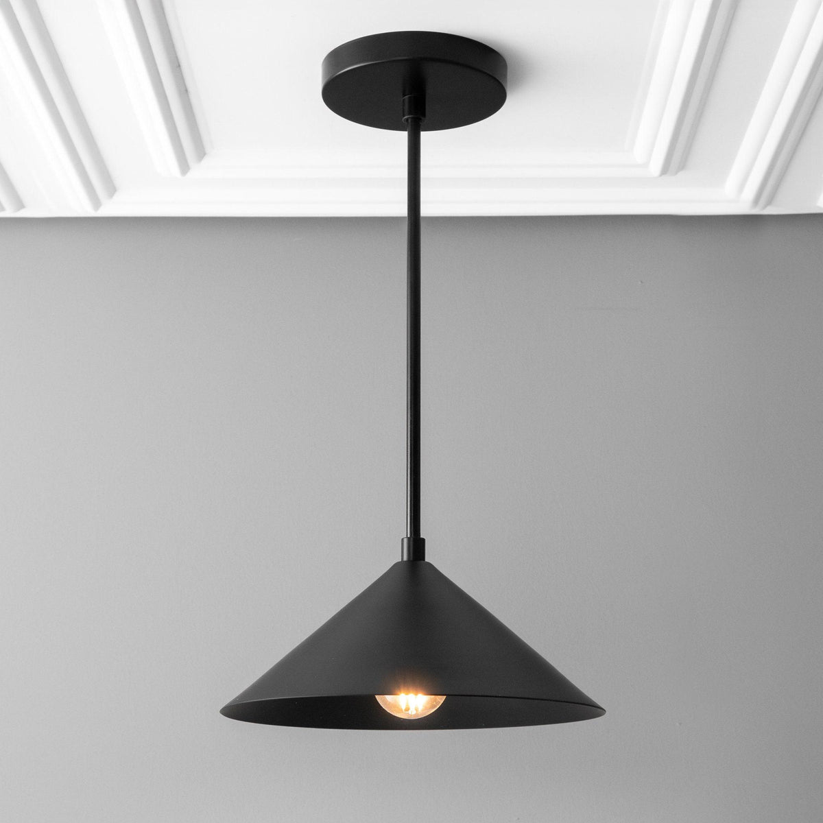 PENDANT MODEL NO. 9692
