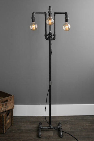 FLOOR LAMP MODEL No. 9630