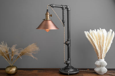 TABLE LAMP MODEL No. 3929