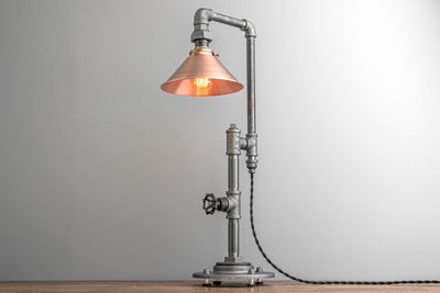 TABLE LAMP MODEL No. 8477