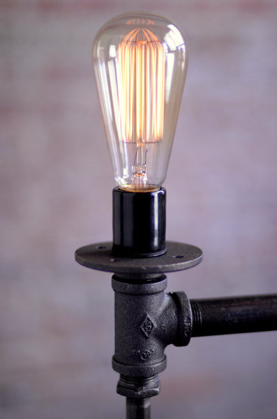 FLOOR LAMP MODEL No. 0803