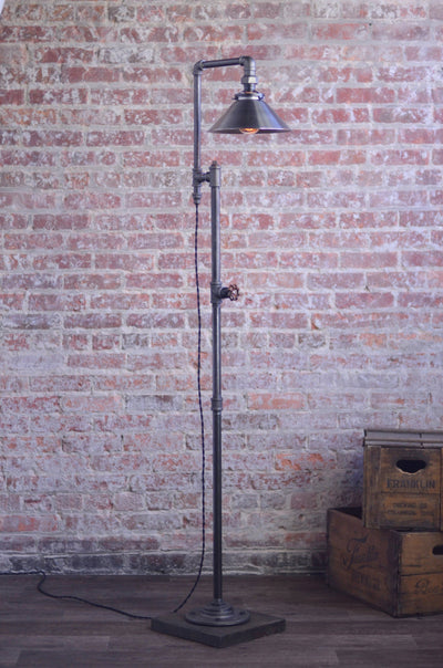 FLOOR LAMP MODEL No. 4044