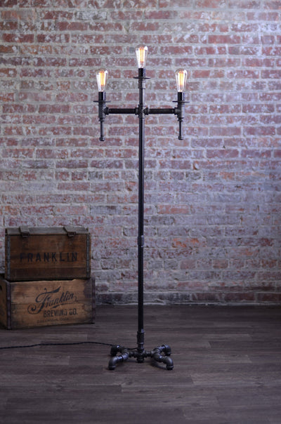 FLOOR LAMP MODEL No. 0803