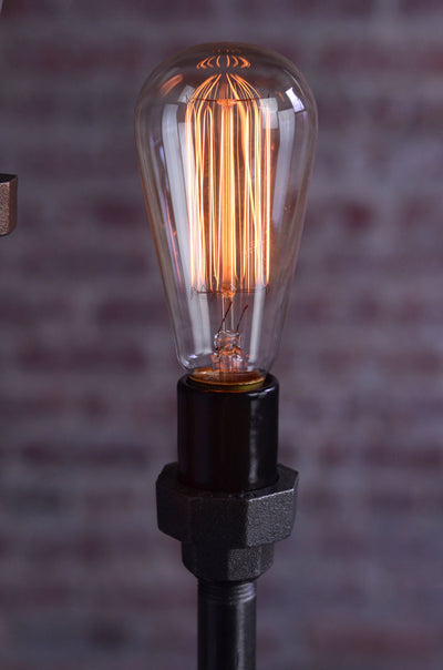 FLOOR LAMP MODEL No. 1937