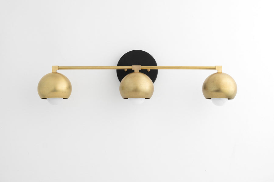 VANITY LIGHT MODEL No. 6629