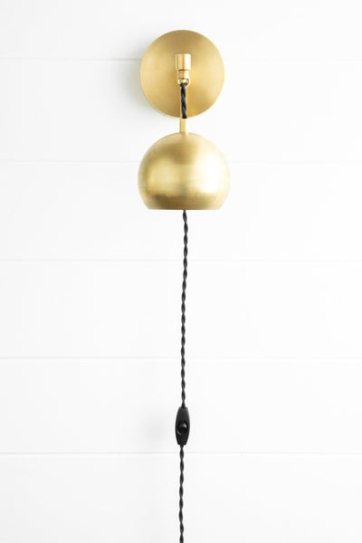 PLUG IN LIGHT MODEL No. 5062