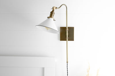SCONCE MODEL No. 1066