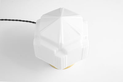 TABLE LAMP MODEL No. 0784