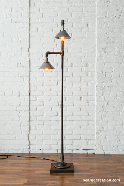 FLOOR LAMP MODEL No. 3823
